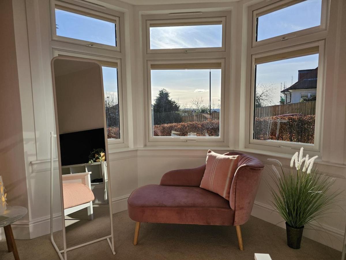 Kaimes Bright Garden Getaway Vakantiehuis